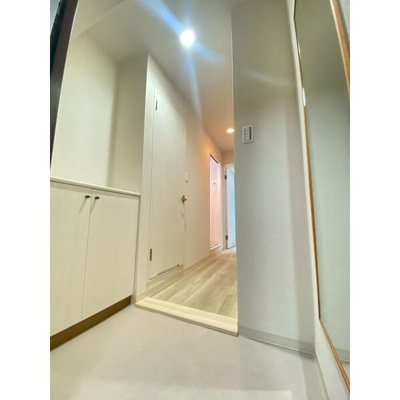 【玄関】 | パークモダン新大阪 | きれいな玄関です