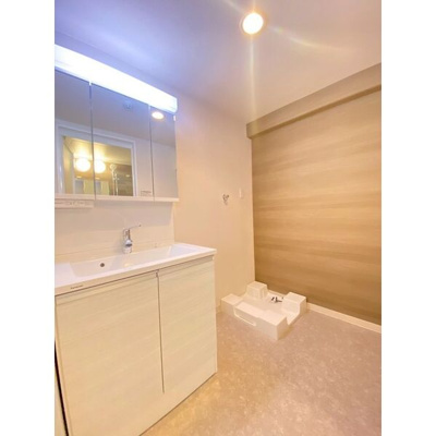 【洗面所】 | パークモダン新大阪 | 洗面所です