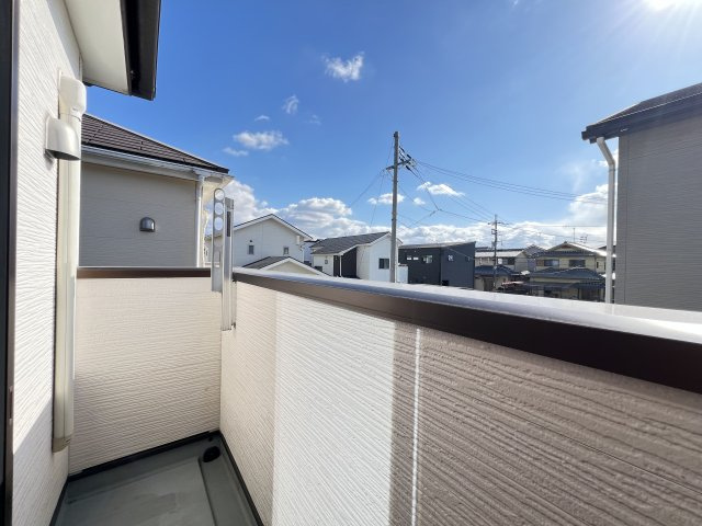 磯城郡田原本町大字新木のバルコニー