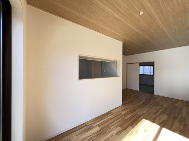 磯城郡田原本町大字新木の居間・リビング|おしゃれなリビング15帖です