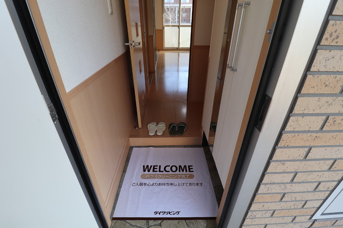 グランモア津久礼の玄関