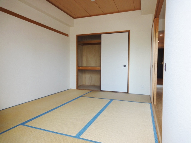 メゾンボヌールの和室