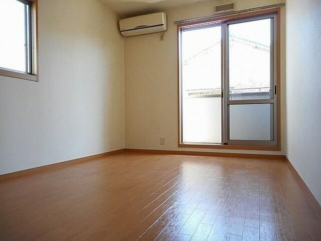 グリーンハウスの居間・リビング