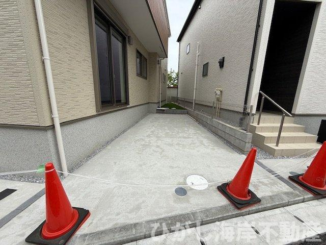平塚市夕陽ケ丘　新築戸建　全２棟の駐車場|駐車スペース