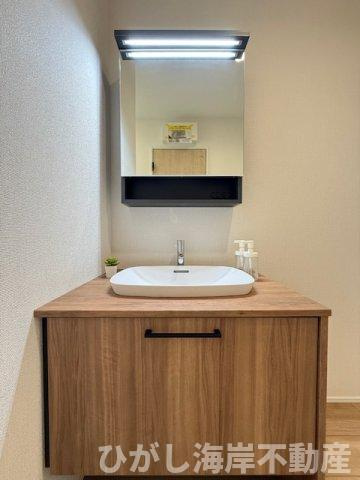平塚市夕陽ケ丘　新築戸建　全２棟の独立洗面台|洗面化粧台