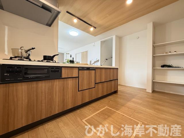 平塚市夕陽ケ丘　新築戸建　全２棟のキッチン|キッチンスペース