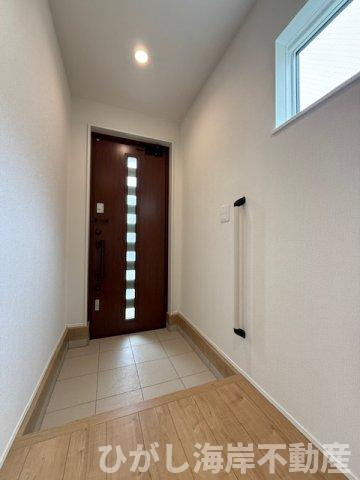 平塚市夕陽ケ丘　新築戸建　全２棟の玄関|玄関