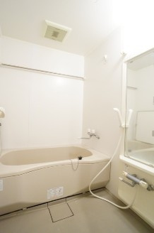 【浴室】 | アビタシオン大島 | 日々の暮らしに欠かせないお風呂です