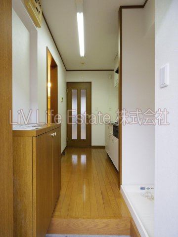 小平市上水本町６丁目のアパートの玄関