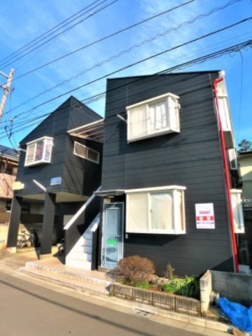 ポルシェ小平鷹の台の外観