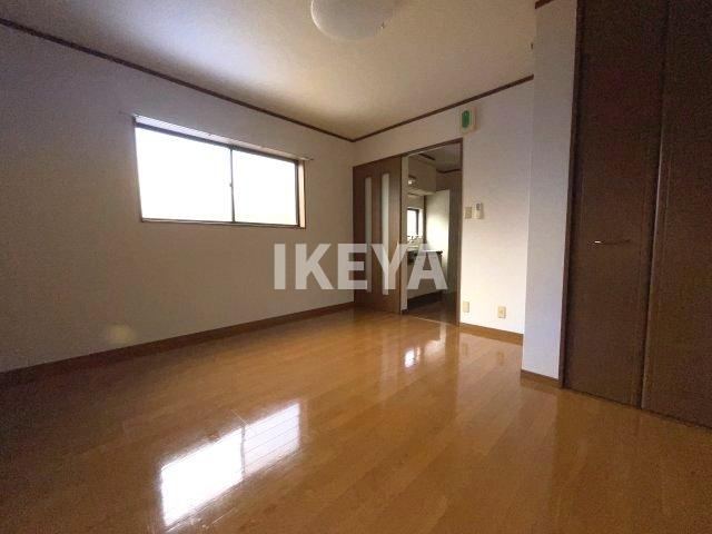 ナカムラハイツの居間・リビング