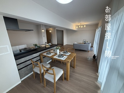 ファミールハイツ久留米 壱番館の居間・リビング