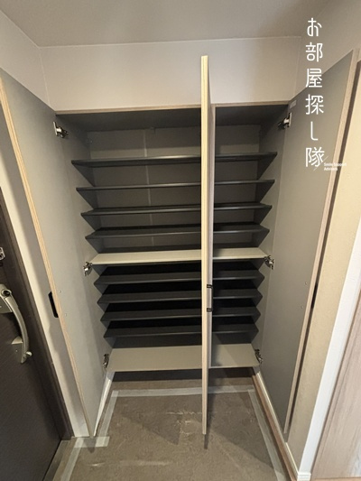 ファミールハイツ久留米 壱番館の玄関