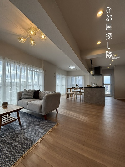 ファミールハイツ久留米 壱番館の居間・リビング