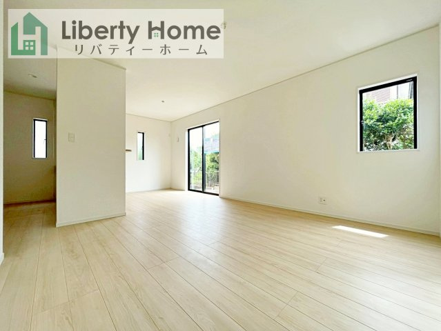 石岡市鹿の子第1　新築戸建　1号棟の駐車場
