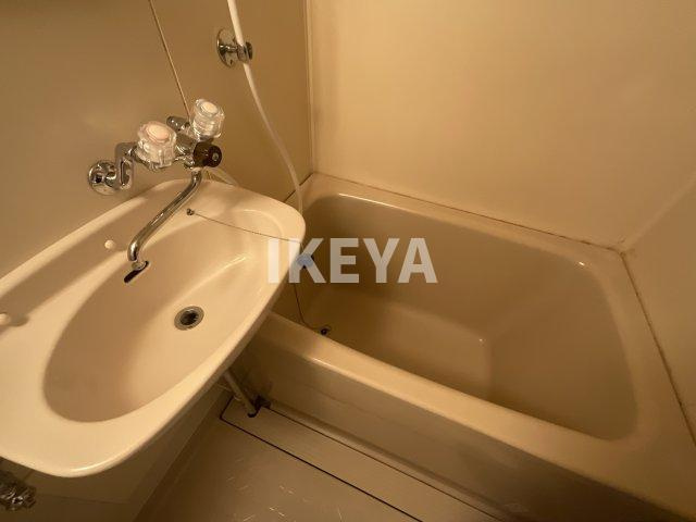 メゾン・ド・ゴトウの浴室