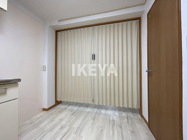 中村ビルマンションの居間・リビング