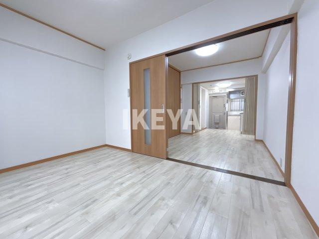 中村ビルマンションの居間・リビング