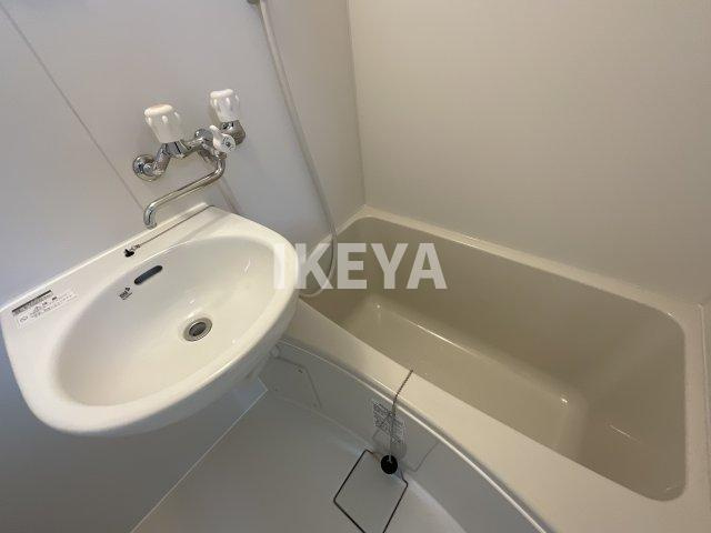 中村ビルマンションの浴室