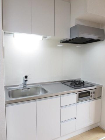 メゾン・ド・ＫＯＵ　Ａのキッチン