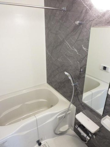 メゾン・ド・ＫＯＵ　Ａの浴室