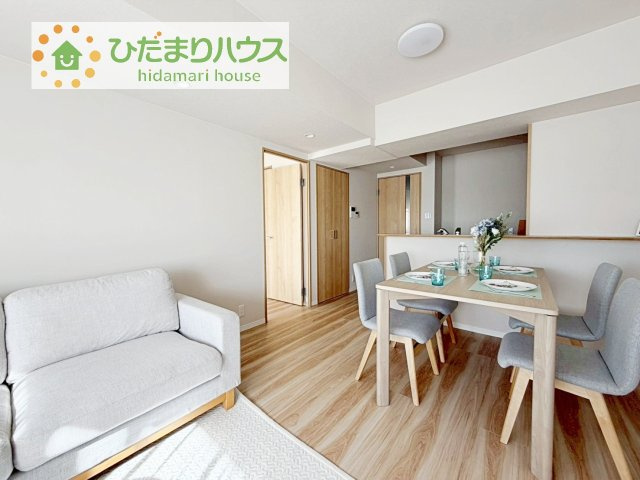 【居間・リビング】 | キャッスル土浦  | 大型テレビに大型ソファー(^^)どんなインテリアにしますか？