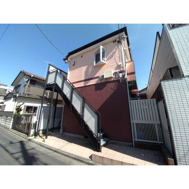 小平市仲町のアパートの外観