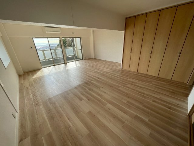 ビバリーヒルの居間・リビング