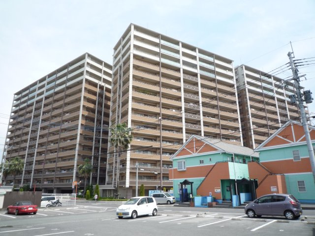 エバーライフ久留米南イーストコートの外観