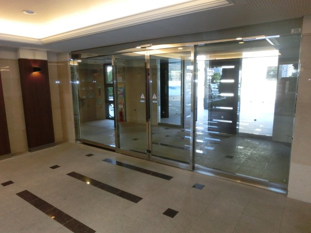 エバーライフ久留米南イーストコートのエントランス