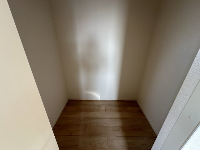 明石市大久保町松陰新築戸建１号棟の収納