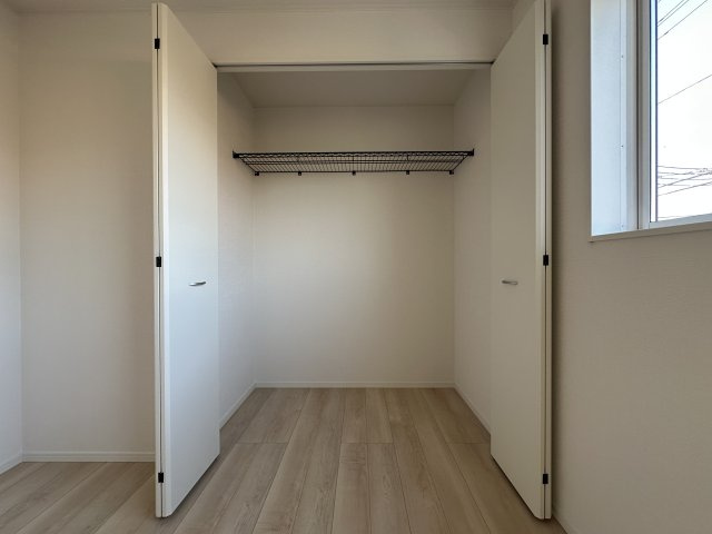 明石市大久保町松陰新築戸建１号棟の収納