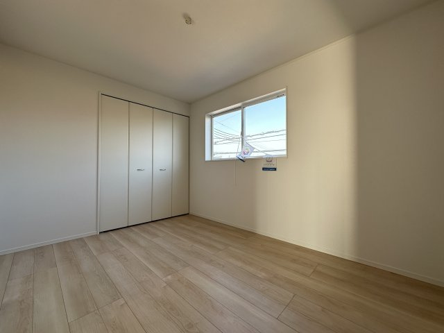 明石市大久保町松陰新築戸建１号棟の洋室