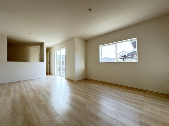 明石市大久保町松陰新築戸建１号棟の居間・リビング