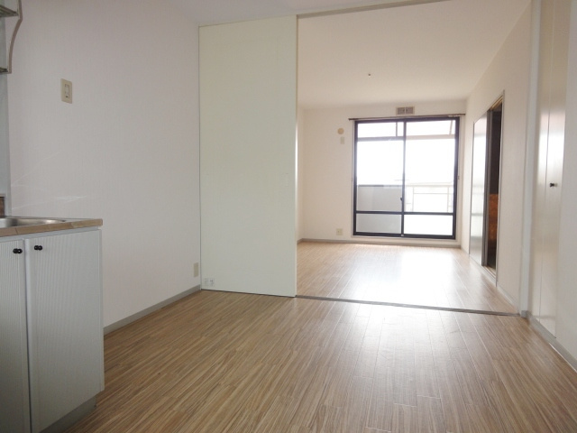 GRE宝塚レジデンスの居間・リビング