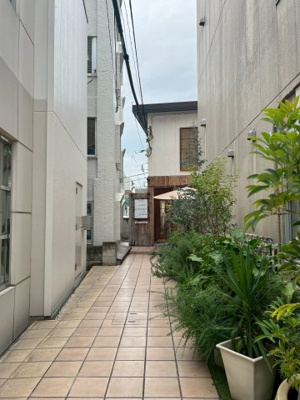 【エントランス】 | 隠田ビル