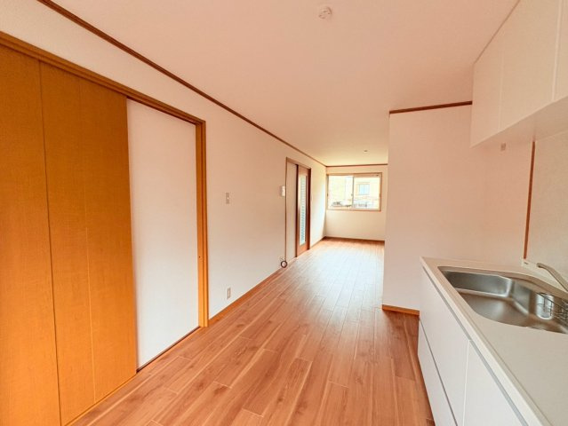 小山中島町の居間・リビング
