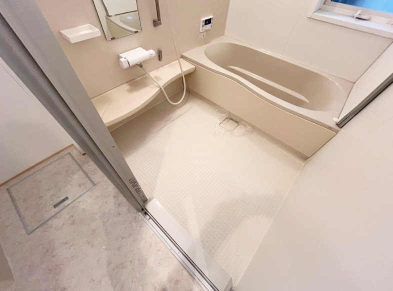 紫竹上芝本町の浴室