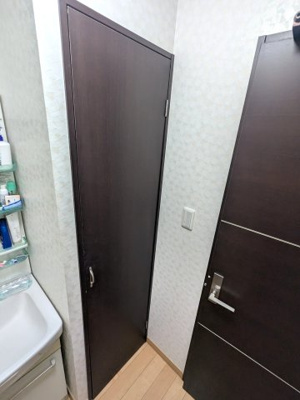 【洗面所】 | ■新規専任物件■茨木市平田二丁目 | ■洗面室に収納あり