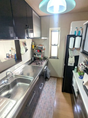 【キッチン】 | ■新規専任物件■茨木市平田二丁目 | ■対面カウンター付システムキッチン・食器洗い乾燥機付