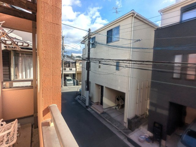 【バルコニー】 | ■新規専任物件■茨木市平田二丁目 | ■南向きバルコニーにつき陽当たり良好