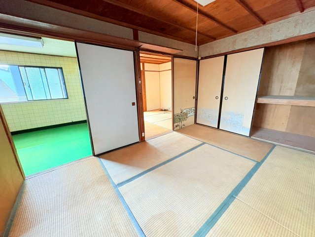 太秦安井西裏町のその他