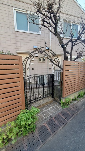 メゾンシャロームのエントランス|エントランス