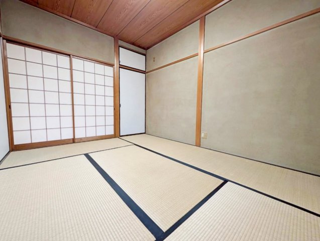 聚楽廻西町の和室|和室は計３部屋ございます♪　急な来客時の際にも安心なお部屋になりますね！