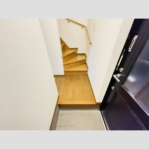 DUPLEX林島の玄関