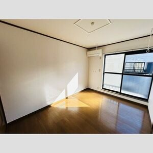 DUPLEX林島の内装