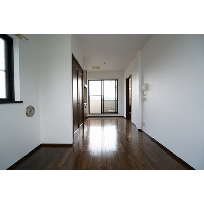 【居間・リビング】 | スクエア東新町