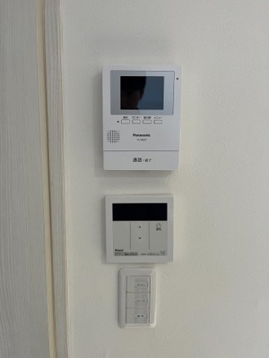 【セキュリティ】 | エトワール仲宿 | 訪問者の顔がわかるモニター付きインターホン完備