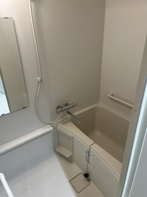 【浴室】 | エトワール仲宿 | 落ち着いた空間のお風呂です