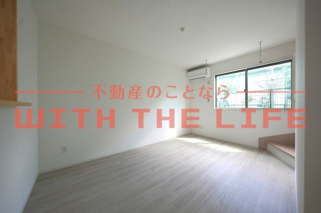 グランメゾン【キャッシュバック対象物件】の居間・リビング|こちらのリビングで趣味の時間をお楽しみください